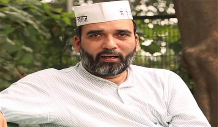 आप नेता गोपाल राय ने उठाया ईवीएम पर सवाल