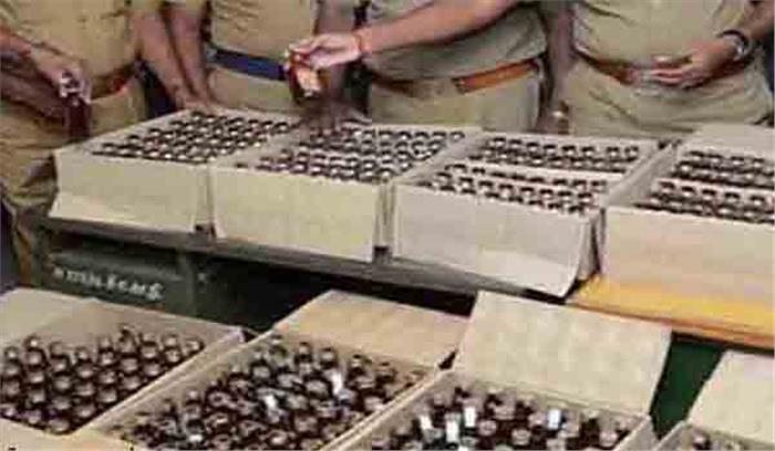 बिहार : ट्रक पर लदी 600 कार्टन विदेशी शराब की बरामद ,दो गिरफ्तार