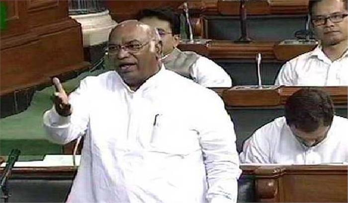 गोरक्षा के मसले काे लेकर लोकसभा में हंगामा