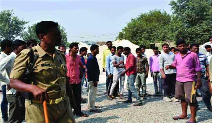 किशोरी मिक्सिंग प्लांट में गिरी, दर्दनाक मौत