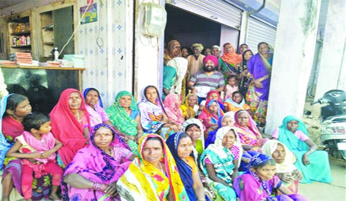 4 माह से पेंशन नहीं प्रदर्शन की चेतावनी