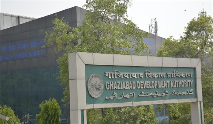 आम आदमी पर गरम व माननीयों पर नरम जीडीए