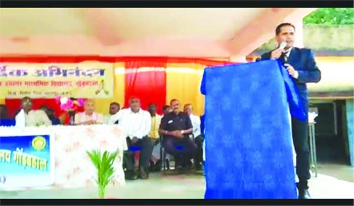 गोंडबहाल के विद्यालय प्रांगण में स्वतंत्रता दिवस मनाया गया