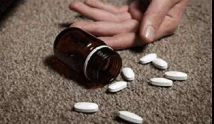 मध्यप्रदेश :छात्रावास की तीन बालिकाओं ने खाया जहर, अस्पताल में भर्ती