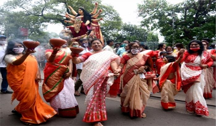 बंगाल सरकार ने पूजा समितियों को धन जारी करना शुरू किया