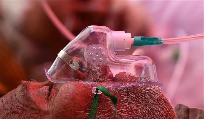 कोर्ट के आदेश के बाद भी दिल्ली को 700 मीट्रिक टन ऑक्सीजन उपलब्ध नहीं हो सकी