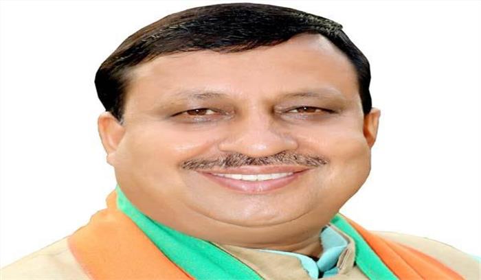 राज्य में पशुधन विकास परियोजना शुरू: वीरेंद्र कंवर