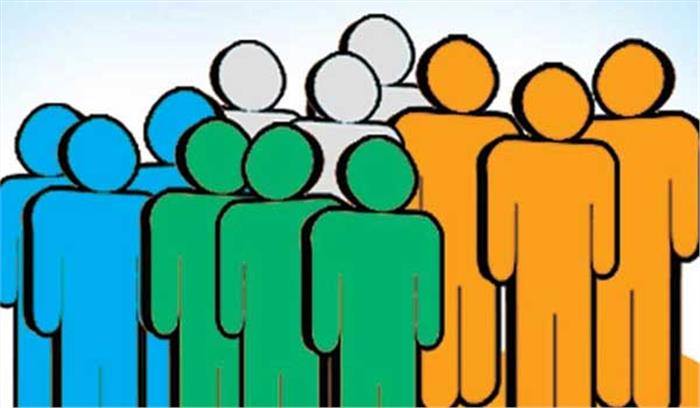 जनगणना कार्य के सुचारू संचालन के लिए मास्टर ट्रेनर द्वारा प्रशिक्षण