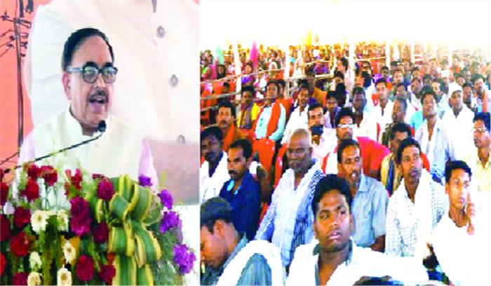 केंद के प्रयासों से जनता में सरकार के प्रति बढ़ा भरोसा: डॉ. पाण्डेय