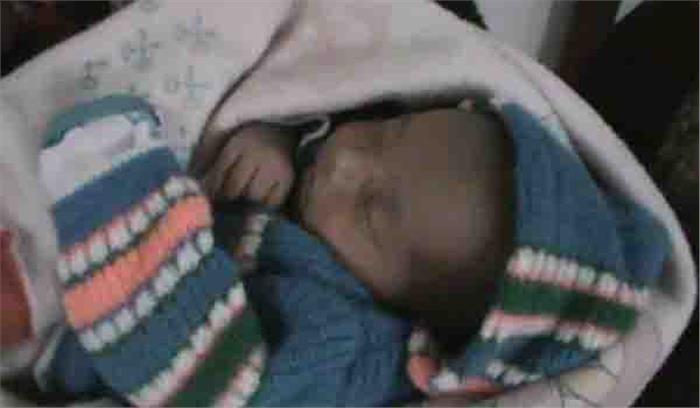 फिर शर्मसार हुई मां की ममता