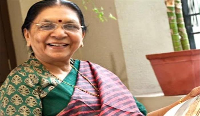 राज्यपाल आनंदीबेन पटेल से भेंट की मंत्री नरोत्तम मिश्रा ने