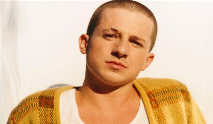 चार्ली पुथ की आई वान्र्ड माइसेल्फ को 20 लाख से अधिक बार देखा गया