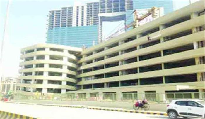 15 अधिकारियों की नौकरी पर संकट