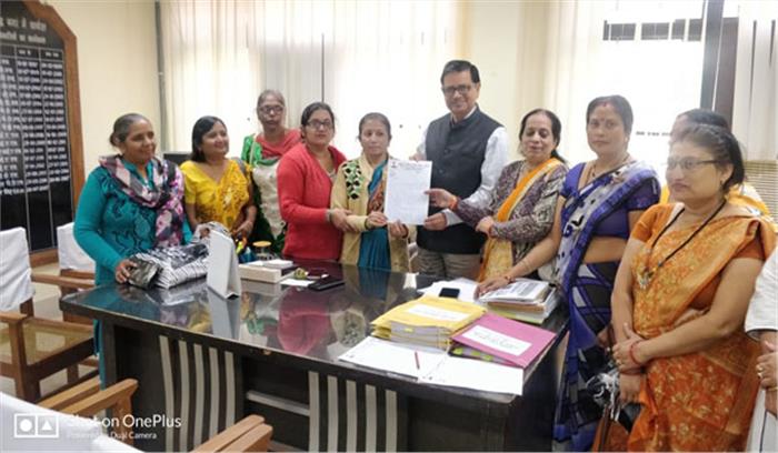 सामूहिक विवाह कार्यक्रम को लेकर मुख्यमंत्री के नाम दिया ज्ञापन