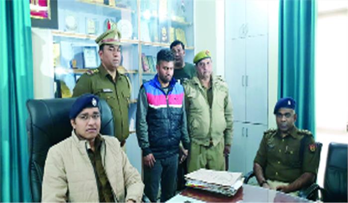 फर्जी आईएएस को पुलिस ने किया गिरफ्तार