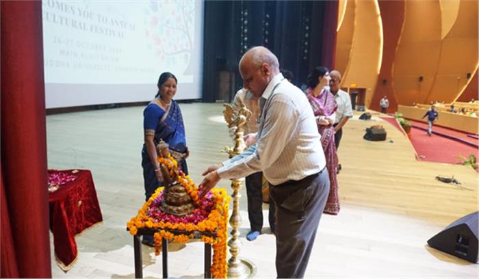 अभिव्यंजना में विद्यार्थियों ने सांस्कृतिक कार्यक्रम से बांधा समा