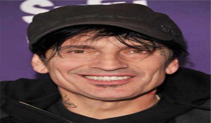 संगीतकार टॉमी ली ने बेटे पर मारपीट का आरोप लगाया