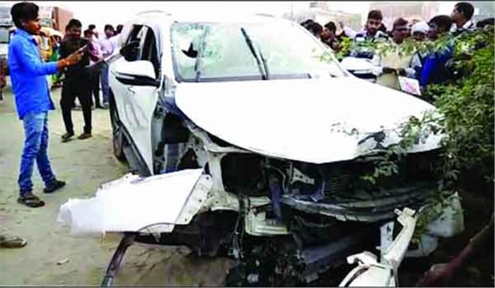 ग्रेनो में दिनदहाड़े तीन की हत्या 