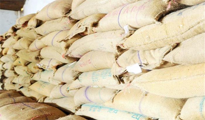 छापामार कार्यवाही के तहत  600 क्विंटल धान पकड़ा गया