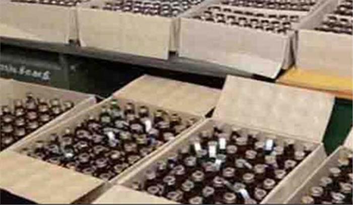 गुजरात में 50 लाख रुपये से अधिक की शराब जब्त