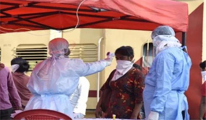 गुजरात में कोरोना मरीजों की संख्या 12 हजार के पार, अब तक 719 मौतें गुजरात में कोरोना मरीजों की संख्या 12 हजार के पार, अब तक 719 मौतें