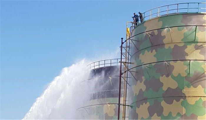 कांडला केमिकल स्टोरेज टर्मिनल में आग से 5 की मरने का अंदेशा