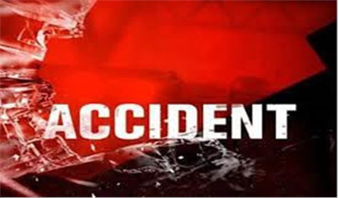सूरत में सड़क हादसा,  दो लोगों की मौत