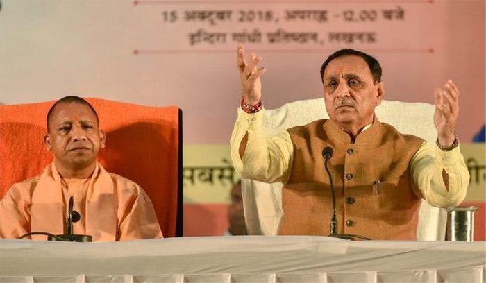 कांग्रेस की साजिश के चलते हुए  गुजरात में उत्तर भारतीयों पर हमले: विजय रूपाणी