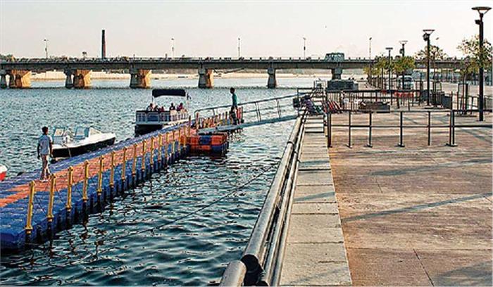 साबरमती नदी के पानी में कोरोना की पुष्टि, मरी मछलियों से फैली सनसनी