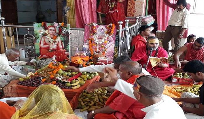 परमात्मा से भी बड़ा गुरू : इंदुभवानंद