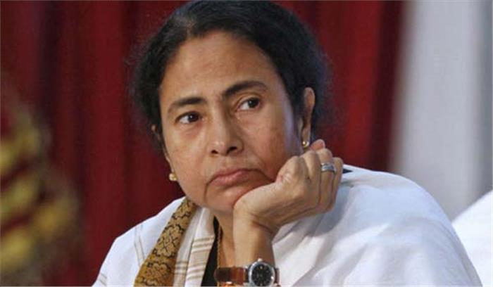 गुरु रविदास मंदिर को ढहाए जाने से आहत : ममता गुरु रविदास मंदिर को ढहाए जाने से आहत : ममता