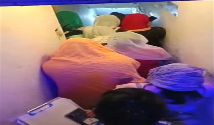 गुरुग्राम में स्पा सेंटर पर पड़ा छापा, सेक्स रैकेट के 8 सदस्य गिरफ्तार