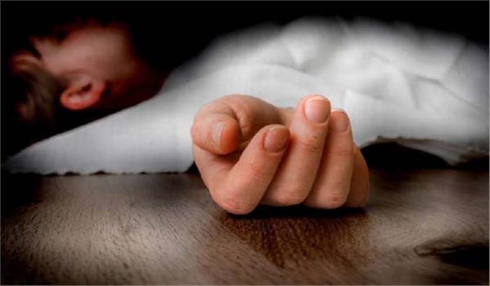 कुएं से एक बच्चे का शव बरामद