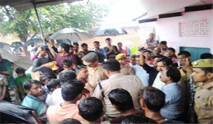 आधा दर्जन गांव के लोगों ने मतदान का बहिष्कार किया