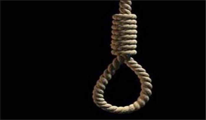शिवपुरी: 2 व्यक्तियों ने फांसी लगाकर की आत्महत्या शिवपुरी: 2 व्यक्तियों ने फांसी लगाकर की आत्महत्या