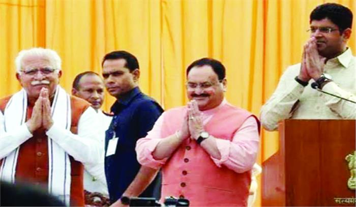 खट्टर कैबिनेट में 10 मंत्री शामिल