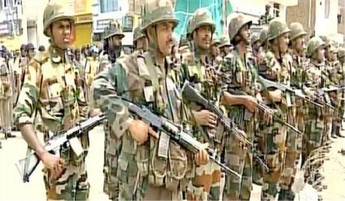 डेरा अनुयायियों के 2 वाहनों से एक एके-47 बरामद