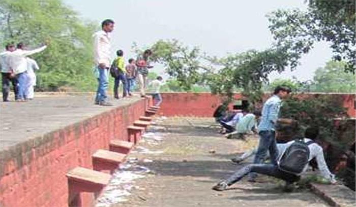 होडल में नकल रहित बोर्ड परीक्षा कराने के दावे फुस्स