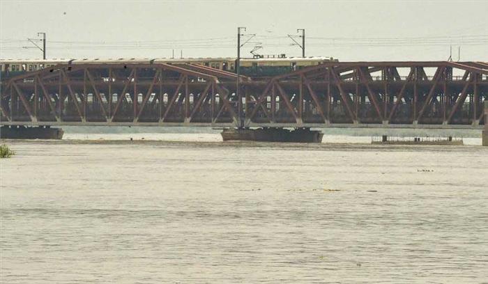 दिल्ली: यमुना का जलस्तर 206.60 मीटर के पार