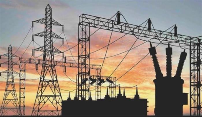 घरों के ऊपर से गुजरते बिजली के तारों को हटाया जाएगा : रणजीत सिंह