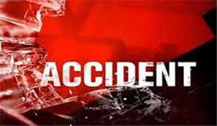 हरियाणा :कार तथा डंपर की टक्कर में चार दोस्तों की मौत हरियाणा :कार तथा डंपर की टक्कर में चार दोस्तों की मौत