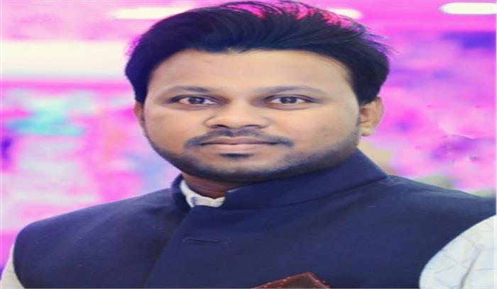 हाशिम रजा जलालपुरी ने कबीर के 100 दोहों को उर्दू शायरी में ढाला