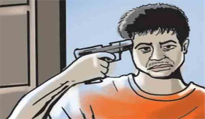 बलिया में पुलिस कर्मी ने खुद को गोली मारी