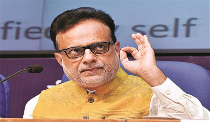 शेयर बाजारों में भारी गिरावट की वजह वैश्विक संकेत: हसमुख अधिया