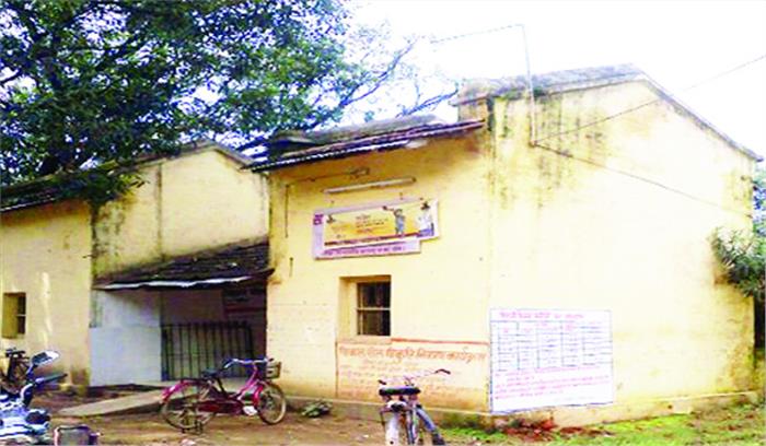 जिले में दिन ब दिन बदहाल हो रही चिकित्सा व्यवस्था
