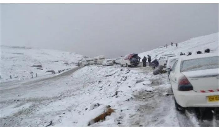 मनाली-लेह राजमार्ग सर्दियों के विराम के बाद फिर से खुला