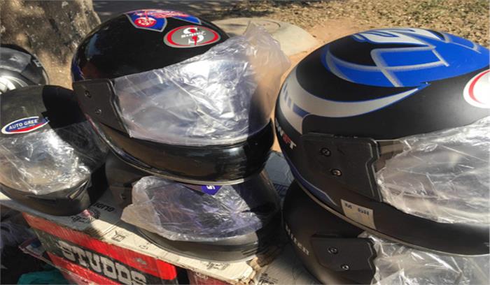 लोकल हेलमेट से नहीं बच सकता सिर