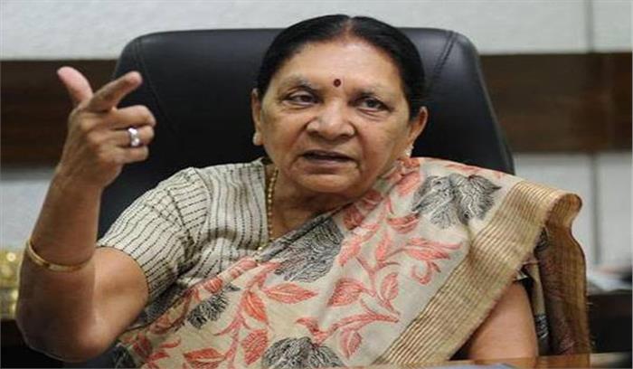 समर्थवान जरूरतमंदों की मदद करें : आनंदीबेन