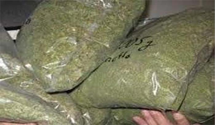  उत्तर प्रदेश : सात किलो गांजा बरामद