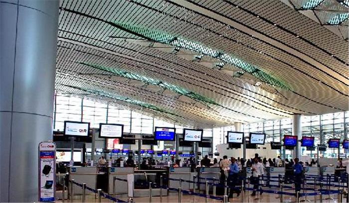 विमान अपहरण की चेतावनी के बाद हवाई अड्डों पर हाई अलर्ट